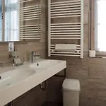Vacek Pod Vezi Szálloda
