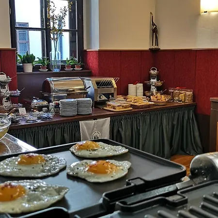 Vacek Pod Věží Hotel 4*