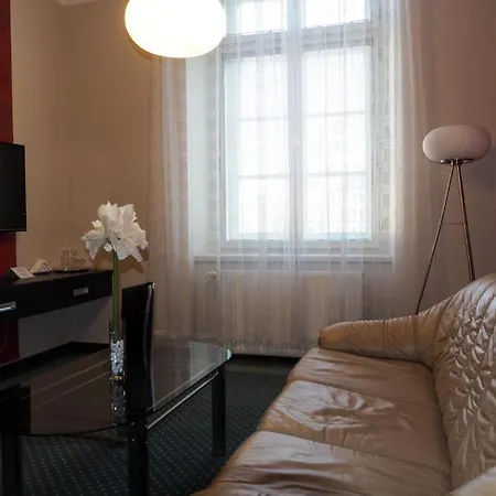 Vacek Pod Vezi Hotel