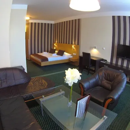 Vacek Pod Vezi 4*
