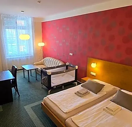 Vacek Pod Vezi Hotel Hradec Králové