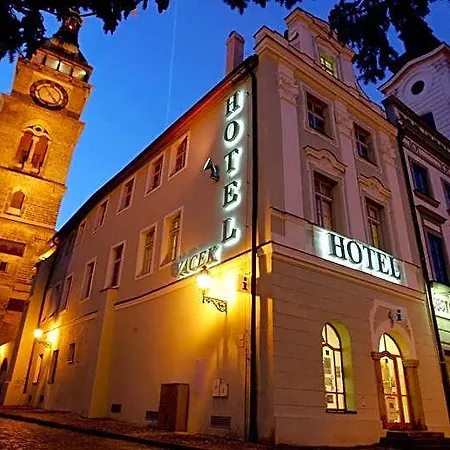 Hotel Vacek Pod Vezi 4*