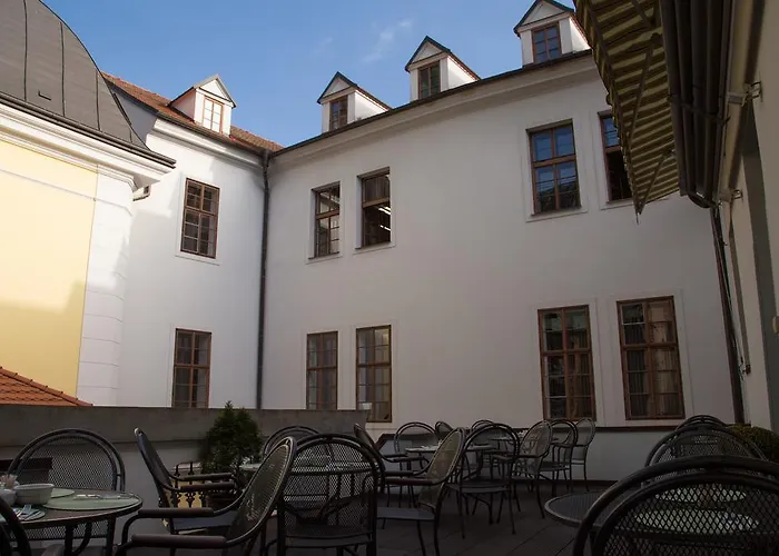 Otel Vacek Pod Věží 4*
