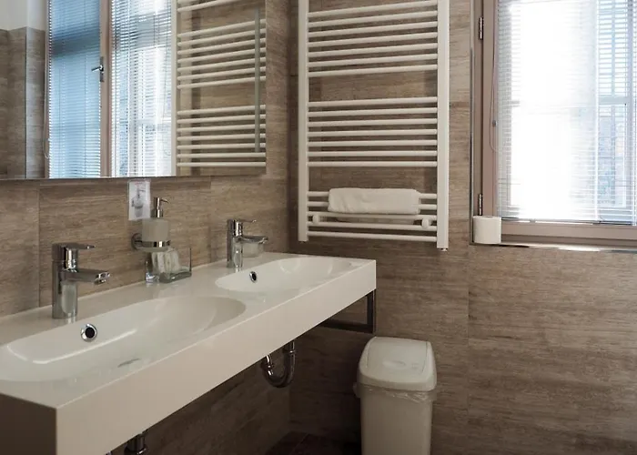Vacek Pod Vezi Hotel