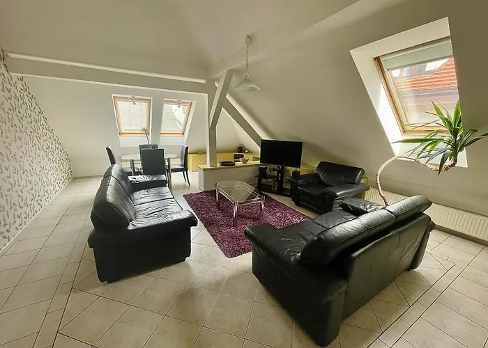 Otel Vacek Pod Věží 4*