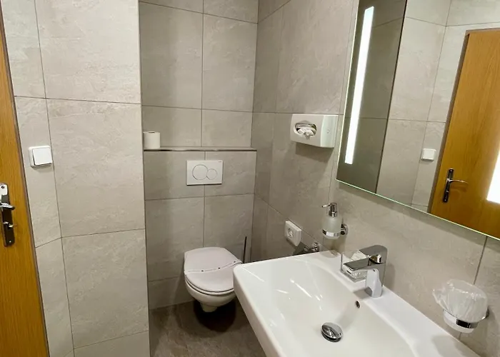 Otel Vacek Pod Věží 4*